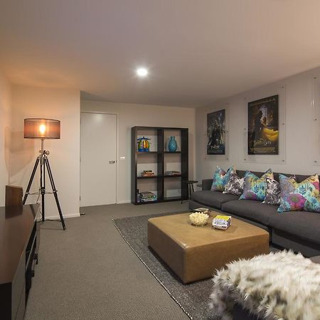 Lakefront Luxury By Amazing Accom Queenstown Extérieur photo