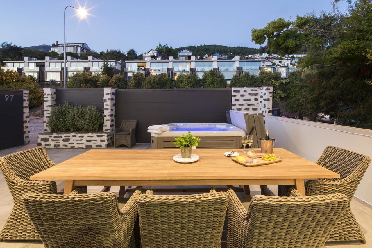 Lakefront Luxury By Amazing Accom Queenstown Extérieur photo