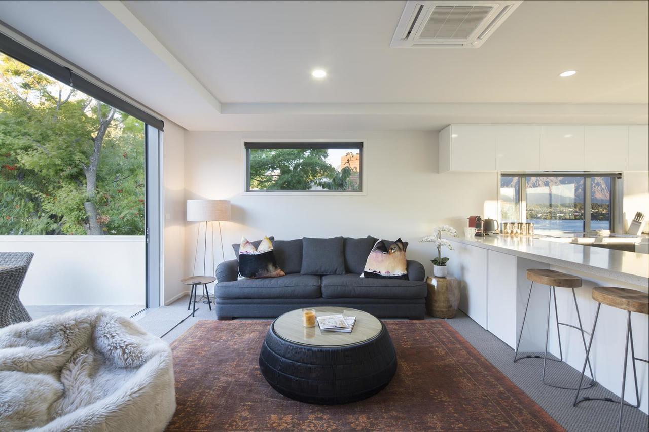 Lakefront Luxury By Amazing Accom Queenstown Extérieur photo