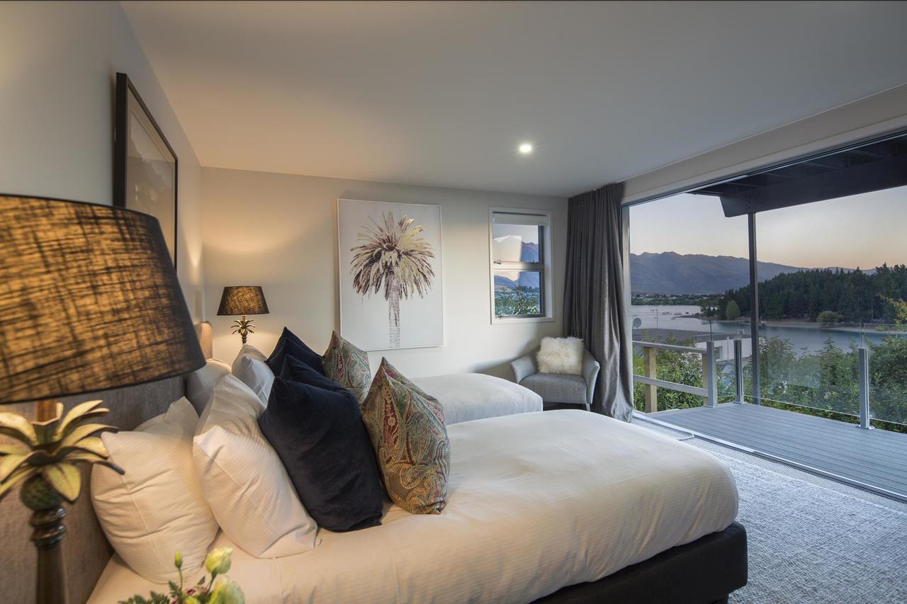 Lakefront Luxury By Amazing Accom Queenstown Extérieur photo